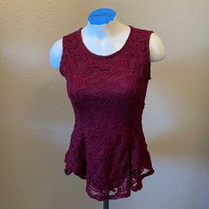 Burgundy Scobe red lace tank top